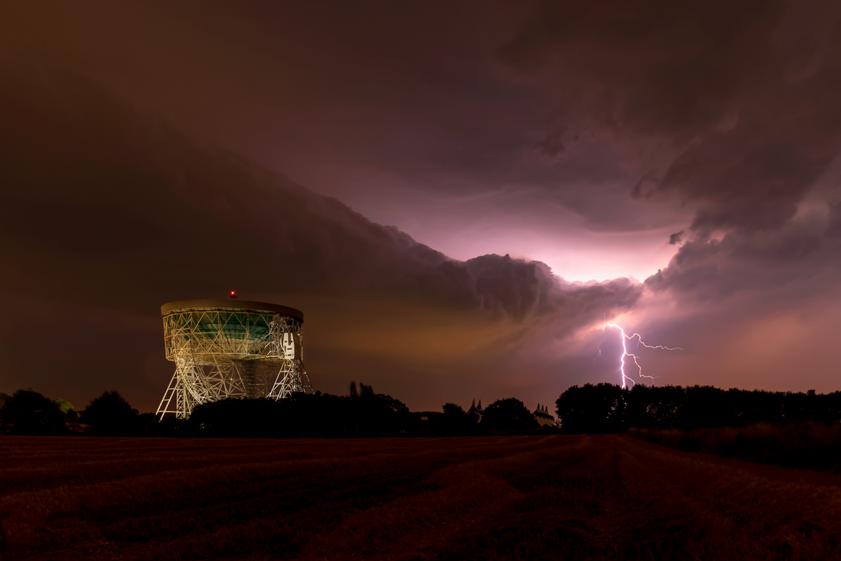 Landscapes at Night Winner, Lightning Storm Over Jodrell, Melvin Nicholson, Canon EOS R, Canon EF 24-70mm f/4